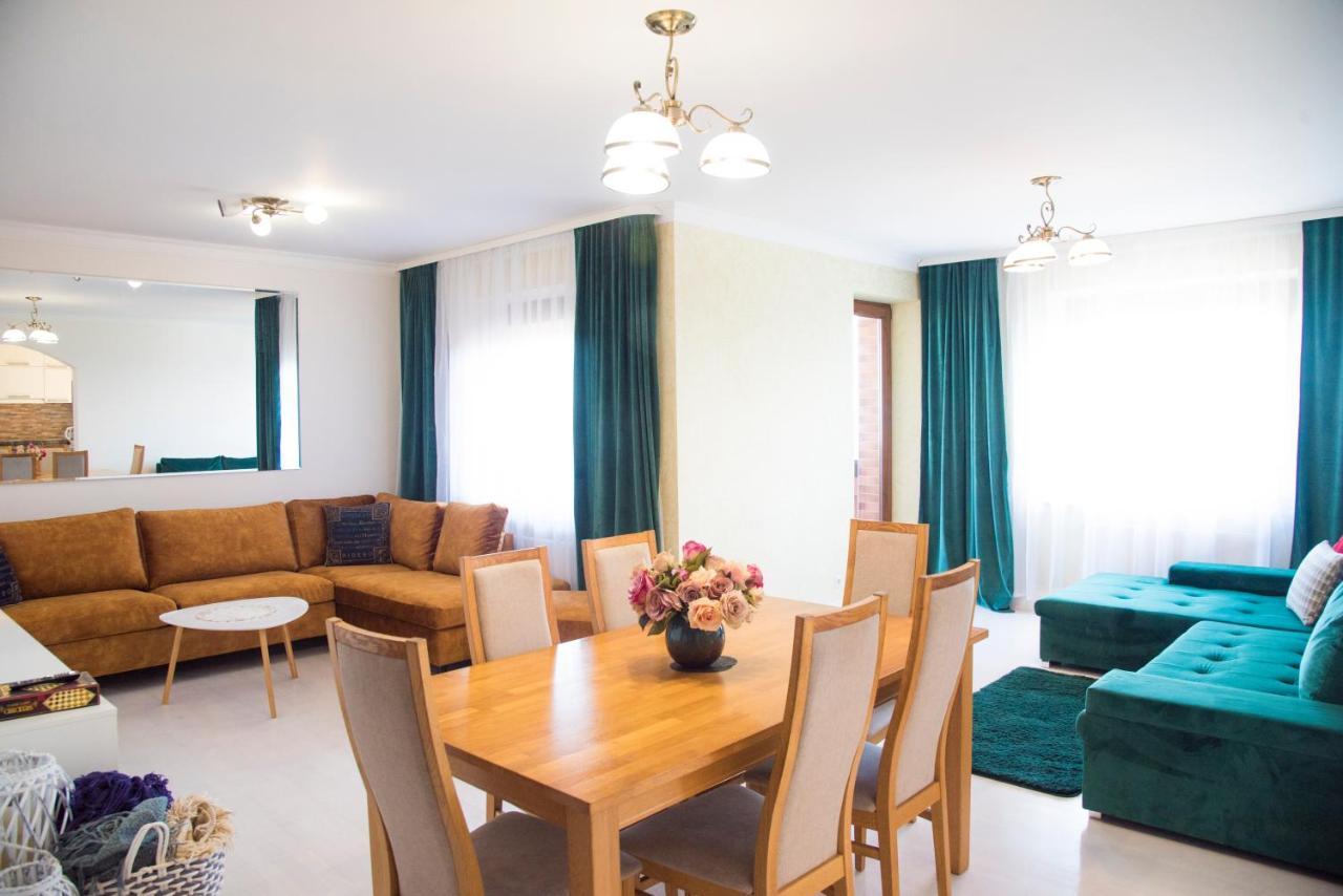 Lyra63 Large 80Sq M Top 14 Floor Šiauliai Kültér fotó
