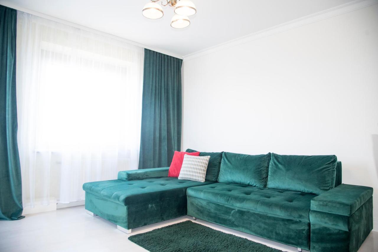 Lyra63 Large 80Sq M Top 14 Floor Šiauliai Kültér fotó