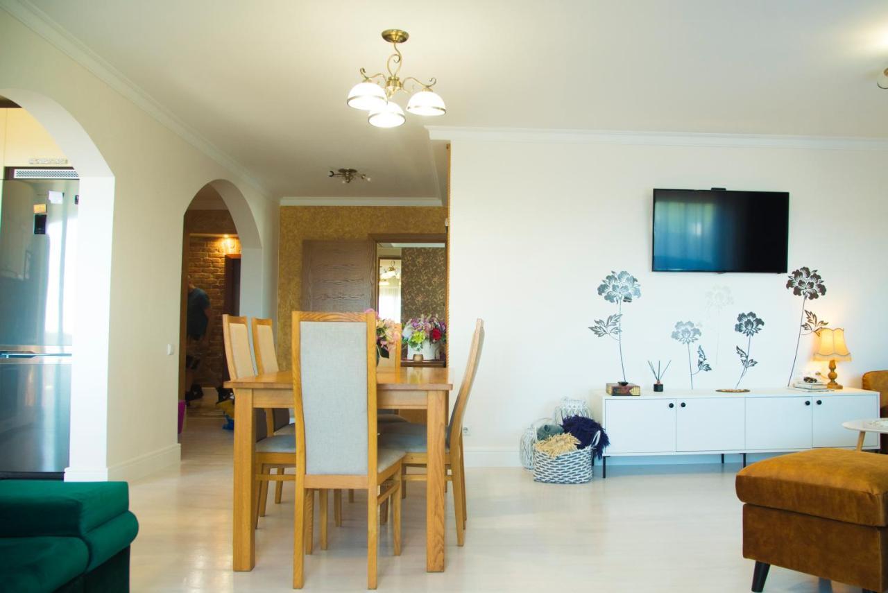 Lyra63 Large 80Sq M Top 14 Floor Šiauliai Kültér fotó