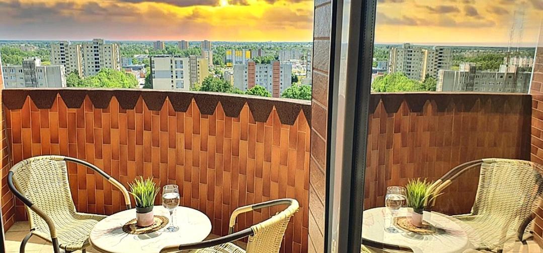 Lyra63 Large 80Sq M Top 14 Floor Šiauliai Kültér fotó